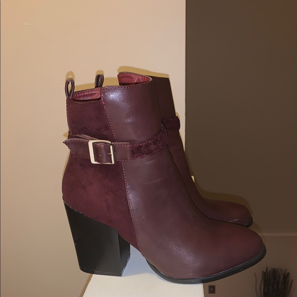 Boots - Picture 2 of 2